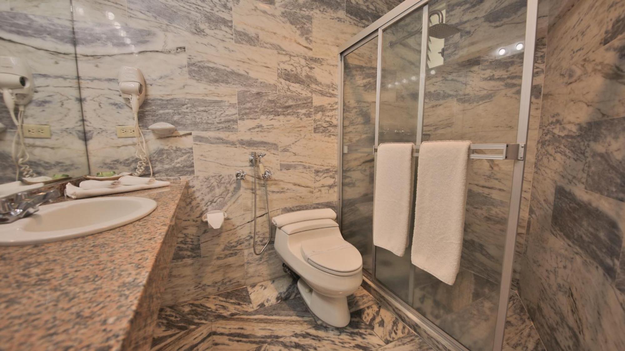 Torres De Alba Hotel & Suites Panama City Luaran gambar