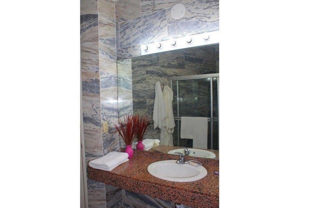 Torres De Alba Hotel & Suites Panama City Luaran gambar