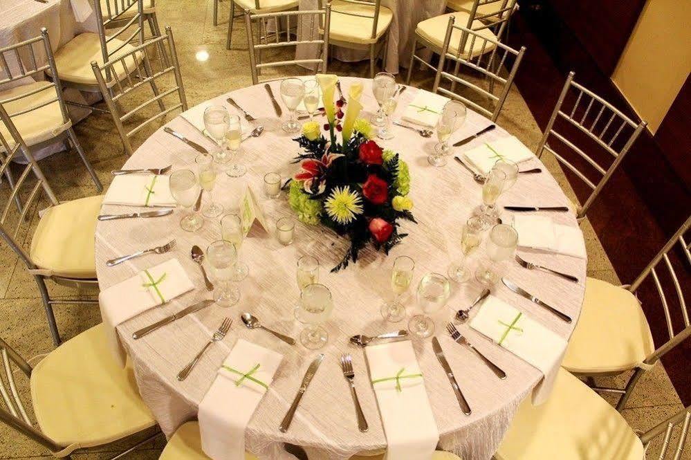 Torres De Alba Hotel & Suites Panama City Luaran gambar